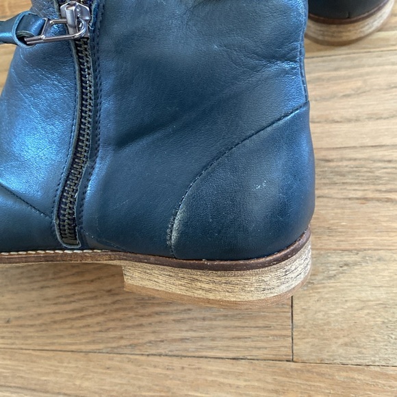 Davis Gomma Sacha Essentials Ankle Boots - Picture 5 of 7